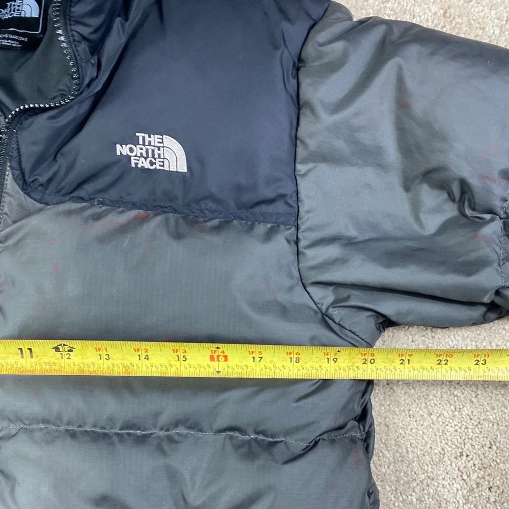 The North Face Nuptse 600 Down Puffer Jacket Boys XL Grey Black Coat